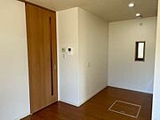 ダウンライトを採用