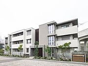 3階建てべレオです。無料ＷｉＦｉ搭載物件。エレベータもついています。