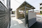 【駐輪場】入居者様専用屋根付き駐輪場です。