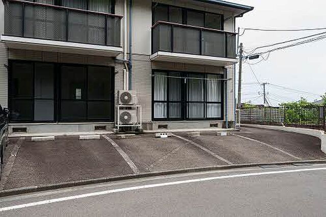 9 / 9