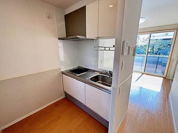 ヴィラ西中央_内装_1