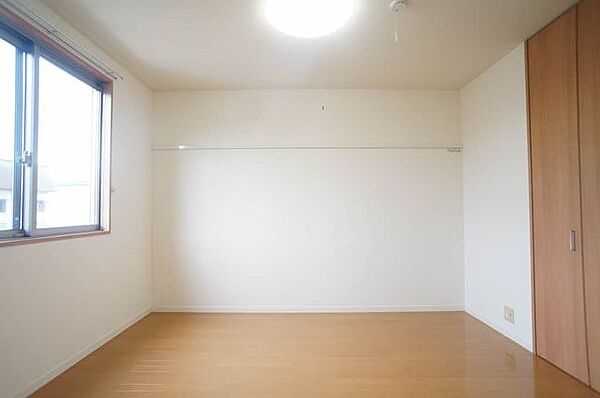 apartment 山形県西村山郡河北町谷地中央５丁目4-24
地図を見る