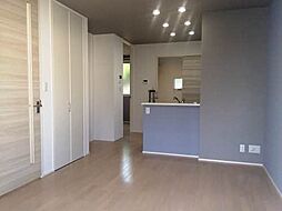 ウィステリア本町 102 1階1LDKの室内