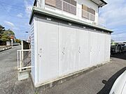 ストッカー