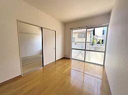 メゾンフォンテーヌ 103 1階2DKのリビング/ダイニング