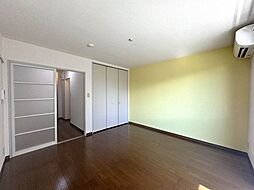 エレンシア古坦 101 1階1Kのリビング/ダイニング