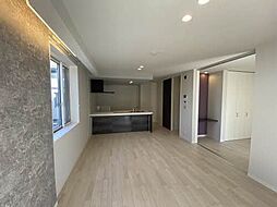 リズム・クチーレ 0102 1階3LDKの室内