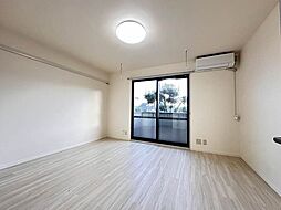 ディアスファースト A101 1階1Kのリビング/ダイニング