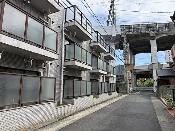 前面道路含む外...