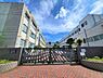 周辺：城山中学校 450m
