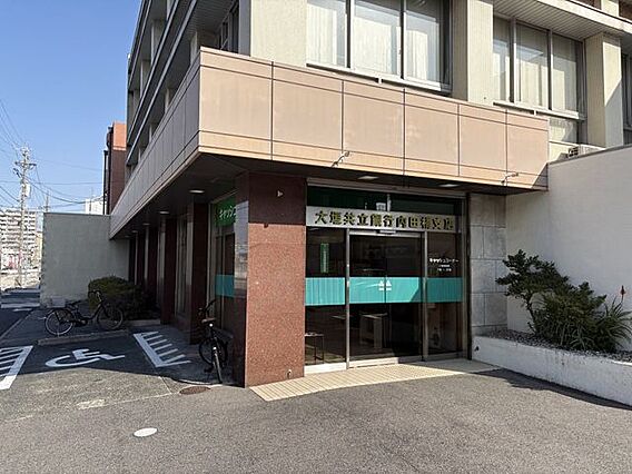 大垣共立銀行　...