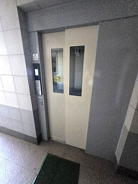 エレベーター