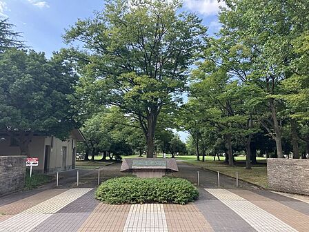 駅西中央公園 170m