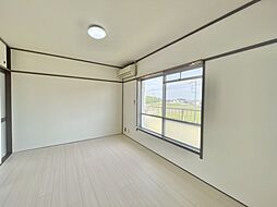 ハイツフレンド元島名 3階2DKのリビング/ダイニング