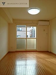 メアリーローズＢ 1階ワンルームのリビング/ダイニング