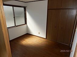 ロイヤルコーポ琴の浦 3G 3階2Kの寝室