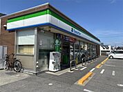 ファミリーマート 八日市東沖野店（380m）