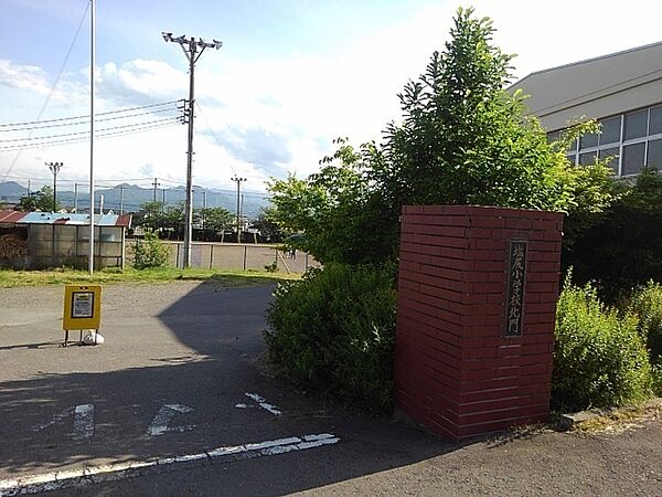 画像19:上田市立塩尻小学校まで270m