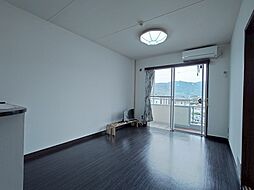 フォーエバー小林 105 1階3LDKのリビング/ダイニング