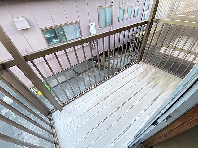 バルコニー