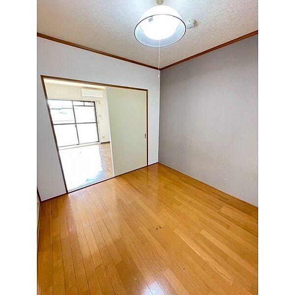 apartment 群馬県伊勢崎市宮前町1550-6
宮前町の賃貸情報を見る
物件地図