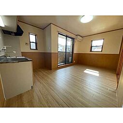 ハピネスクローバー高崎 202 2階2LDKのリビング/ダイニング