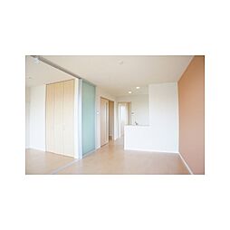 エスターテ 201 2階2LDKのリビング/ダイニング