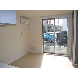 マストライフ高崎上大類B 201 2階1LDKのリビング/ダイニング