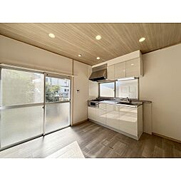 八幡町戸建 1 1階3DKのリビング/ダイニング