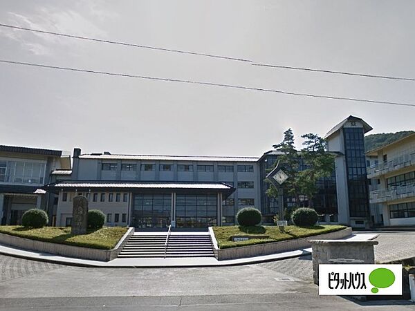 周辺：中学校「加賀市立山代中学校まで1213m」