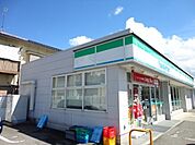 その他「ファミリーマートまで800m」