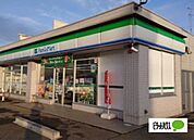 コンビニ「ファミリーマート北陸先端大学／S店まで757m」