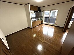 ハイパークＫ　Ｅ棟 102