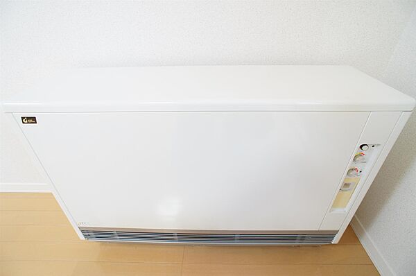 画像11:蓄熱式暖房