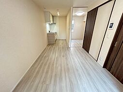 ＲＥＳＵＡ鍛冶町 101 1階1LDKのリビング/ダイニング