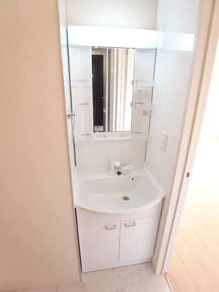 apartment 青森県上北郡おいらせ町木崎
木崎の賃貸情報を見る
物件地図