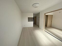 ＪＥＲＩＣＨＯ　Ａ 203 2階1LDKのリビング/ダイニング