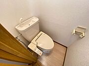 温水洗浄暖房便座付トイレ