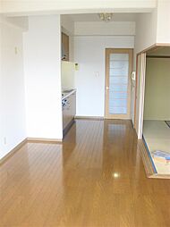 テレスハラ, 1F 1階3LDKのリビング/ダイニング