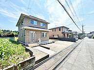 茨城県牛久市岡見町960-25：物件画像