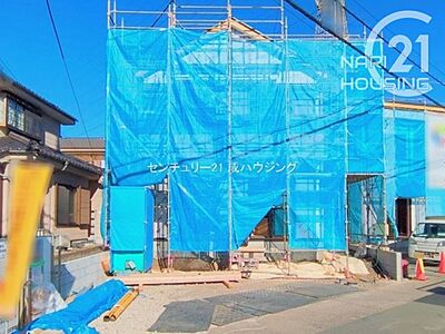 外観：建築中