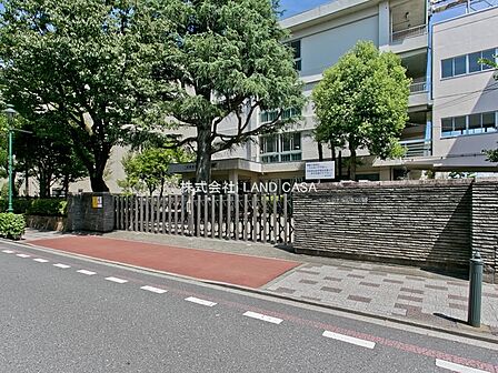 第一中学校まで(720m)