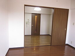 K&#039;sガーデン 303号室 3階1DKのリビング/ダイニング