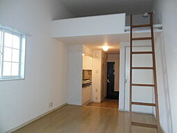 セーヌ千早4 管理 101 1階ワンルームのリビング/ダイニング