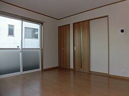 ガレーラ　柊　（ガレージハウス） Ｃ号 1階1DKのリビング/ダイニング