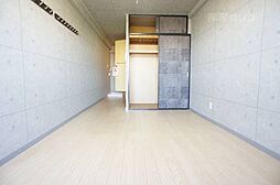 ガーデンパレス桜山 4階ワンルームのリビング/ダイニング