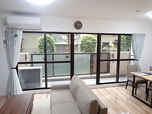 リビング/ダイニング