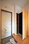 玄関横のシューズボックス
