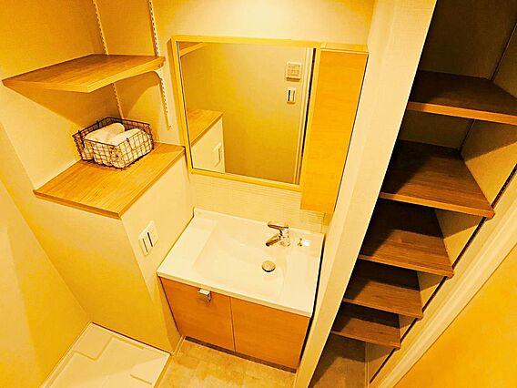 洗面化粧台一式...