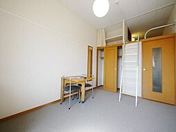 レオパレス三郷II 209 2階1Kのリビング/ダイニング